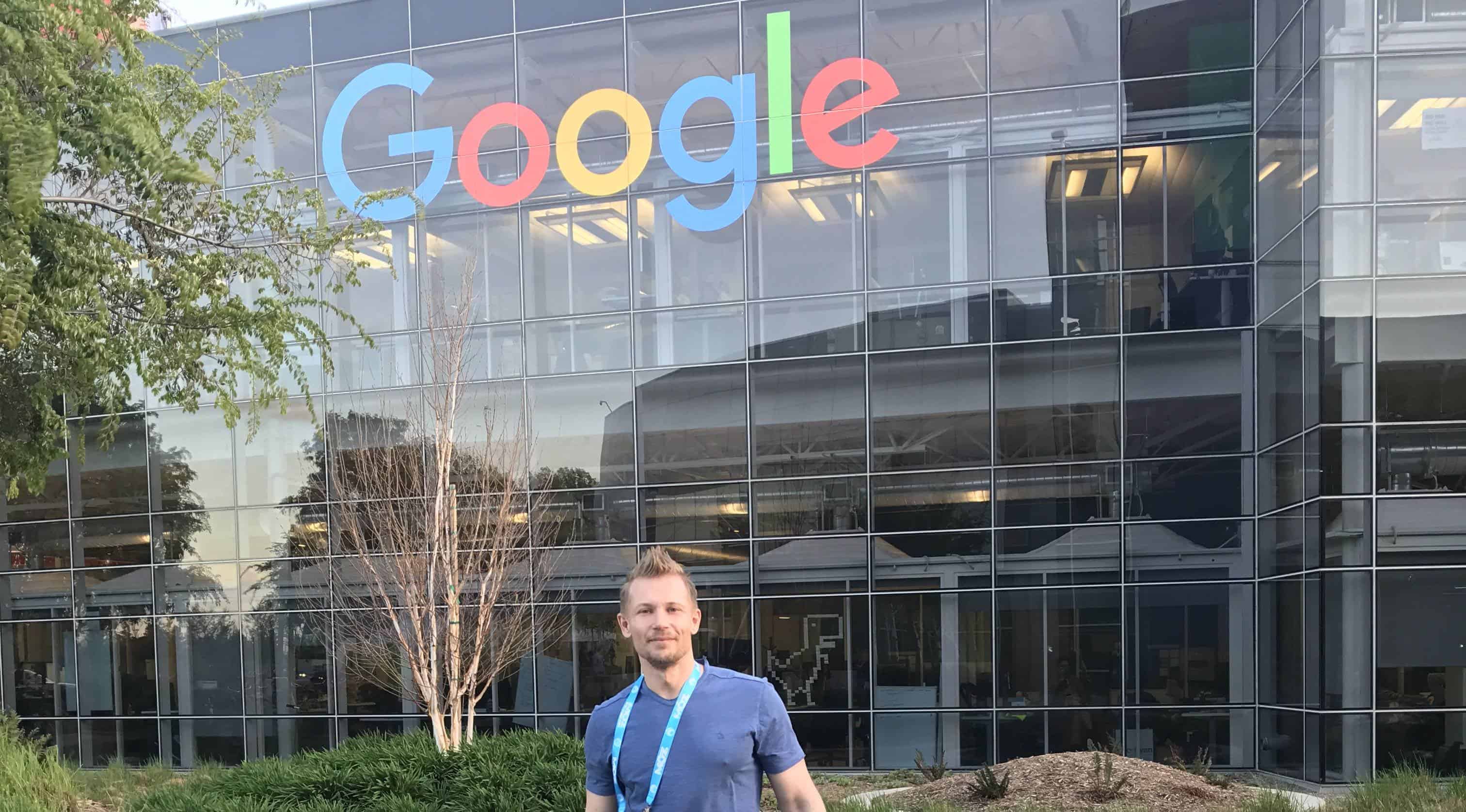 Mig foran Googleplex